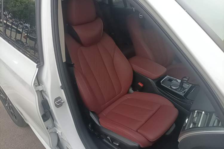 Used BMW X3 2023 xDrive25i M Sport Package Right Front Seat