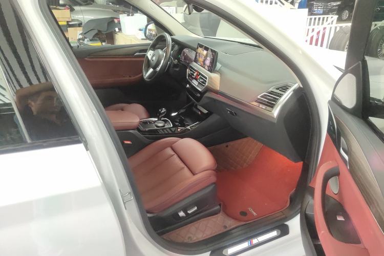 Used BMW X3 2023 xDrive30i Leading Model M Night Edition Package Right Front Seat