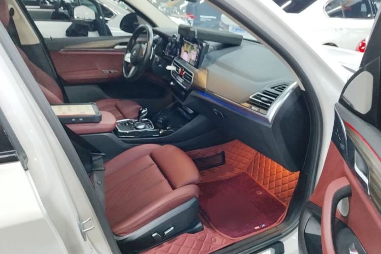 Used BMW X3 2023 Restyled xDrive30i Leading Edition M Night Sky Package Right Front Seat