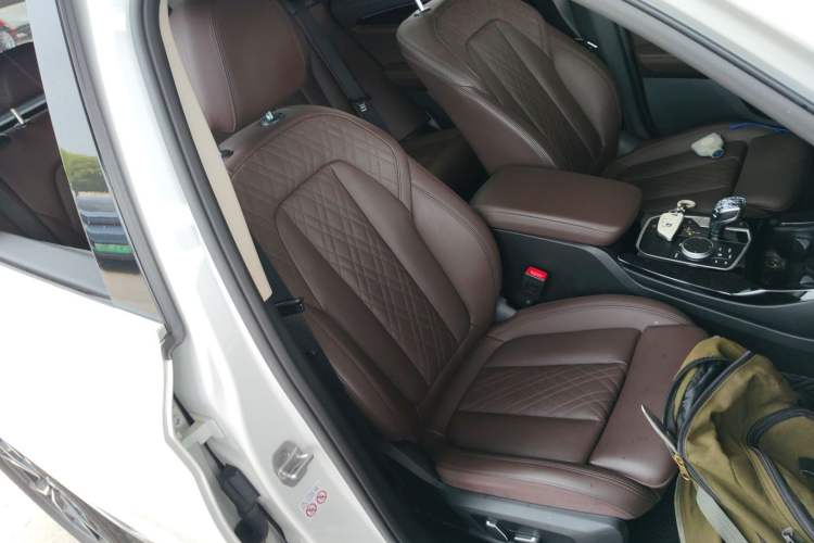 Used BMW X3 2023 xDrive25i M Sport Package Right Front Seat