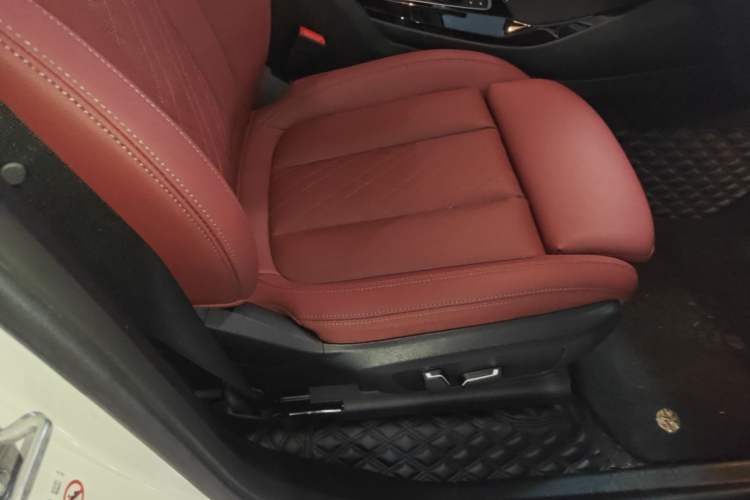 Used BMW X3 2023 xDrive25i M Sport Package Right Front Seat