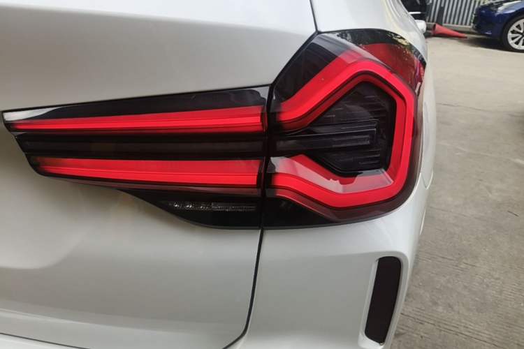 Used BMW X3 2023 Restyled xDrive30i Luxury Version M Night Edition Package Right Rear Taillight