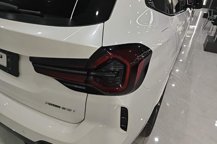 Used BMW X3 2023 xDrive30i Leading Model M Night Edition Package Right Rear Taillight