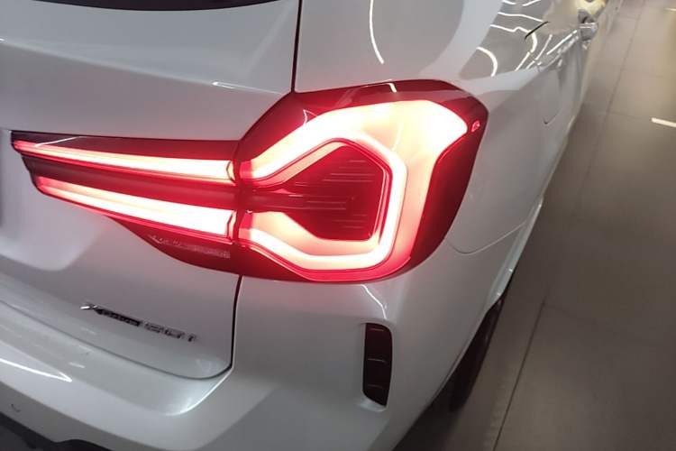 Used BMW X3 2023 xDrive30i Leading Model M Night Edition Package Right Rear Taillight