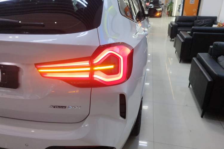 Used BMW X3 2023 xDrive30i Leading Model M Night Edition Package Right Rear Taillight