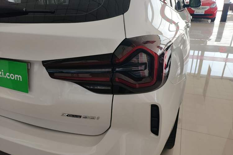 Used BMW X3 2023 xDrive30i Leading Model M Night Edition Package Right Rear Taillight