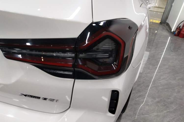 Used BMW X3 2023 xDrive30i Leading Model M Night Edition Package Right Rear Taillight