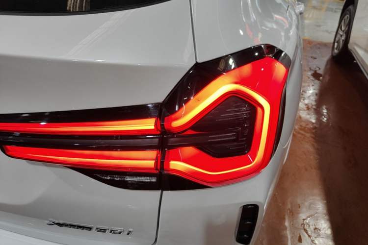 Used BMW X3 2023 xDrive30i Leading Model M Night Edition Package Right Rear Taillight