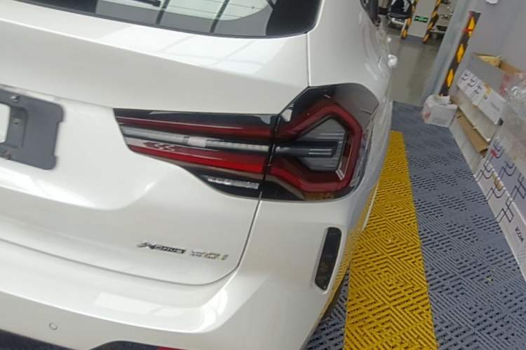 Used BMW X3 2023 xDrive30i Leading Model M Night Edition Package Right Rear Taillight