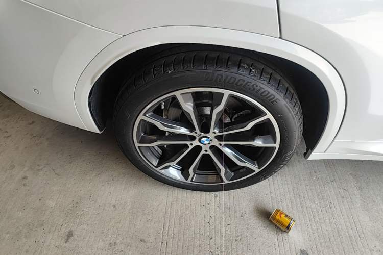Used BMW X3 2023 xDrive30i Leading Model M Night Edition Package Right Rear Wheel Hub