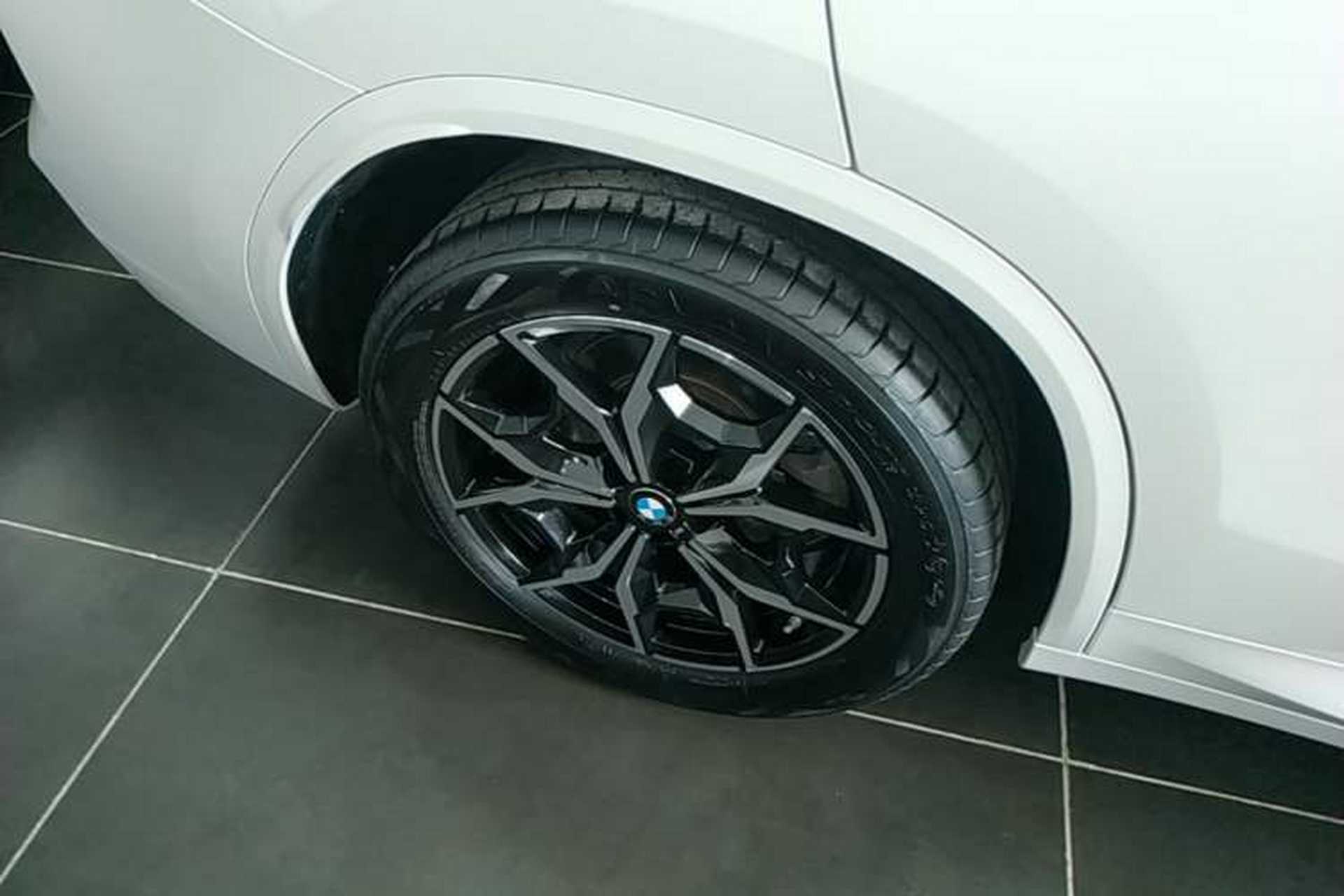 Used BMW X3 2023 xDrive25i M Sport Package Right Rear Wheel Hub