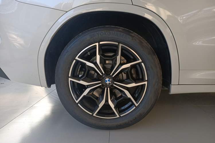 Used BMW X3 2023 xDrive25i M Sport Package Right Rear Wheel Hub