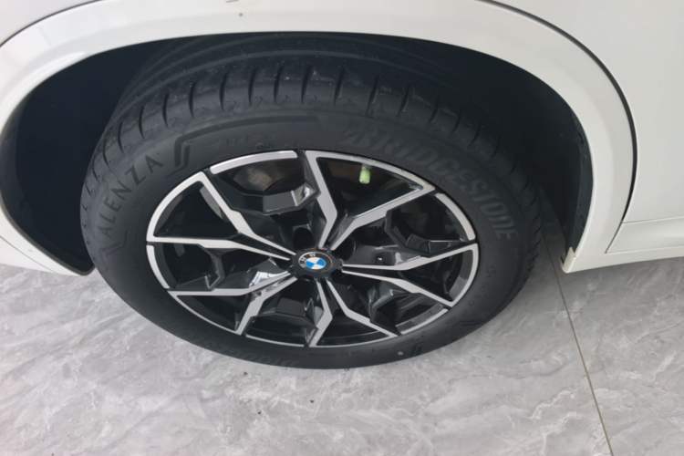 Used BMW X3 2023 xDrive25i M Sport Package Right Rear Wheel Hub