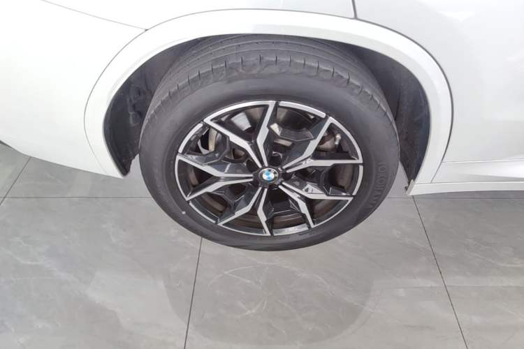 Used BMW X3 2023 xDrive25i M Sport Package Right Rear Wheel Hub