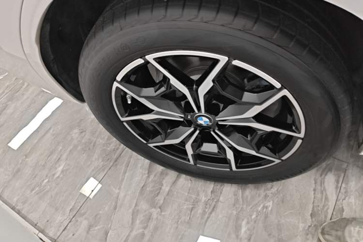 Used BMW X3 2023 xDrive25i M Sport Package Right Rear Wheel Hub