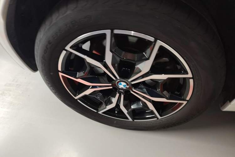 Used BMW X3 2023 xDrive25i M Sport Package Right Rear Wheel Hub