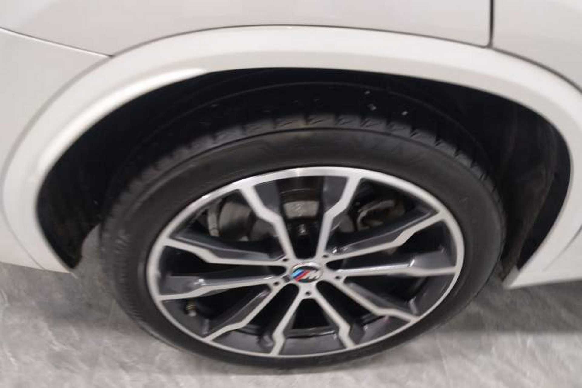 Used BMW X3 2023 xDrive30i Leading Model M Night Edition Package Right Rear Wheel Hub