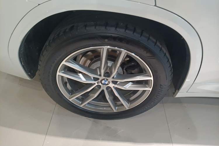 Used BMW X3 2023 xDrive25i M Sport Package Right Rear Wheel Hub