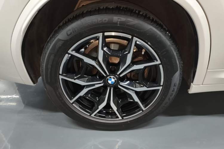 Used BMW X3 2023 xDrive25i M Sport Package Right Rear Wheel Hub