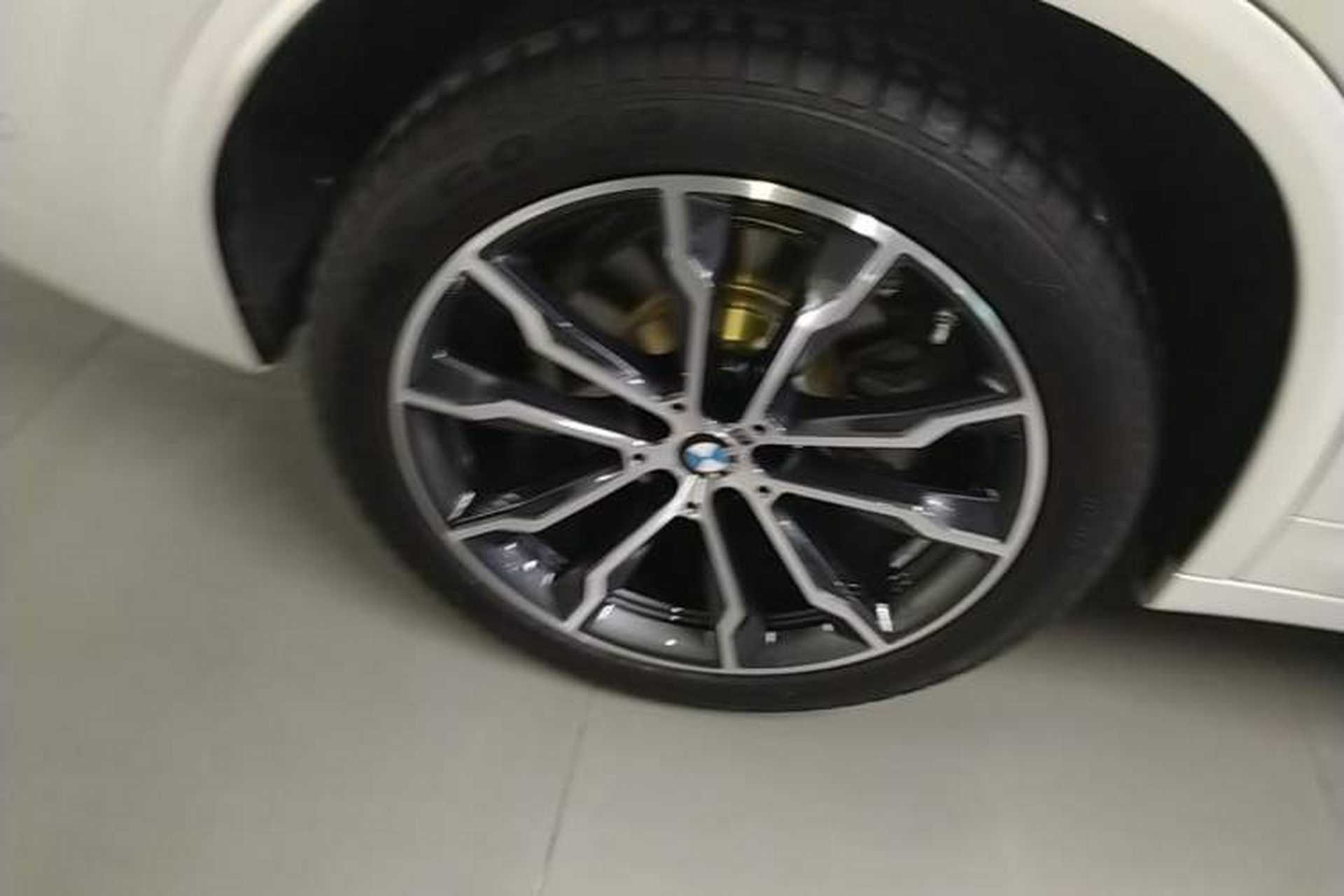 Used BMW X3 2023 xDrive30i Leading Model M Night Edition Package Right Rear Wheel Hub