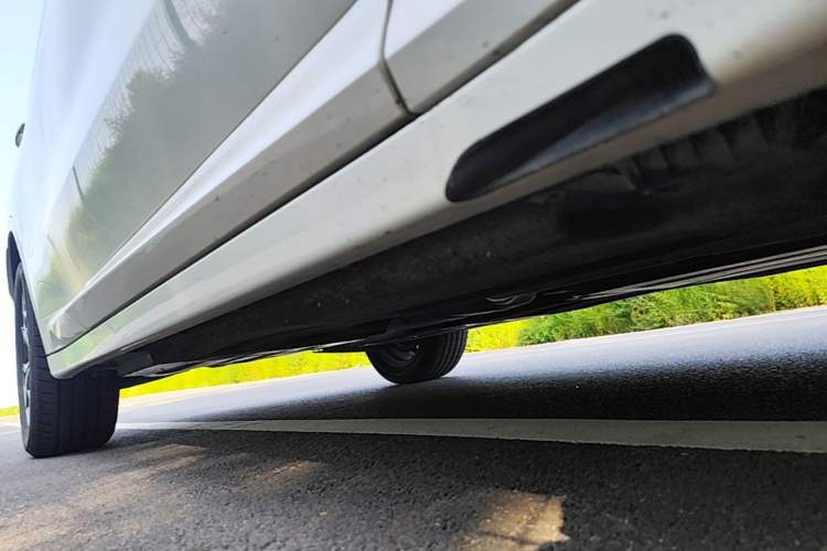 Used BMW X3 2023 xDrive25i M Sport Package Right Side Sill