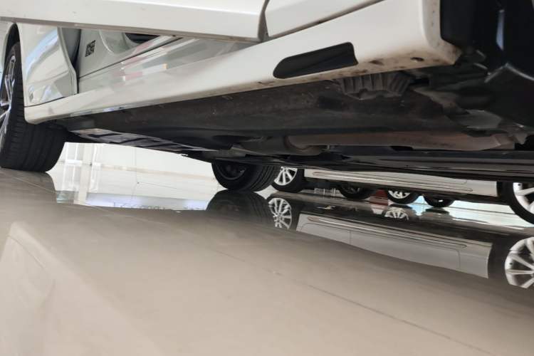 Used BMW X3 2023 xDrive30i Leading Model M Night Edition Package Right Side Sill