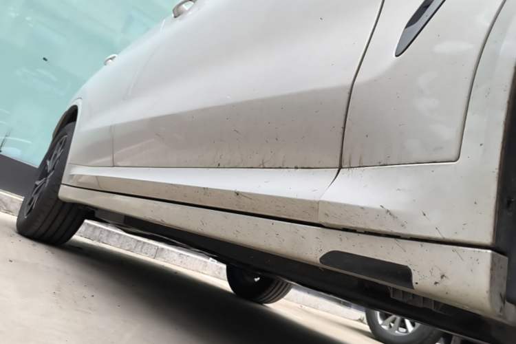 Used BMW X3 2023 xDrive25i M Sport Package Right Side Sill