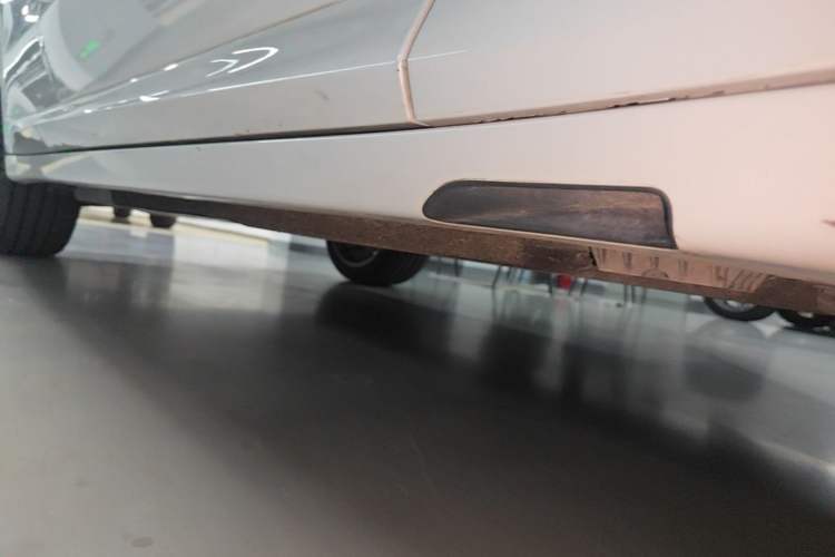 Used BMW X3 2023 xDrive30i Leading Model M Night Edition Package Right Side Sill