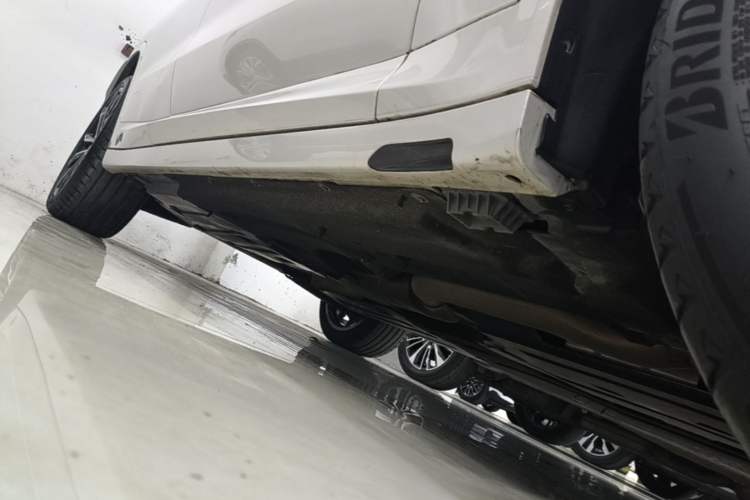 Used BMW X3 2023 Restyled xDrive30i Leading Edition M Night Sky Package Right Side Sill