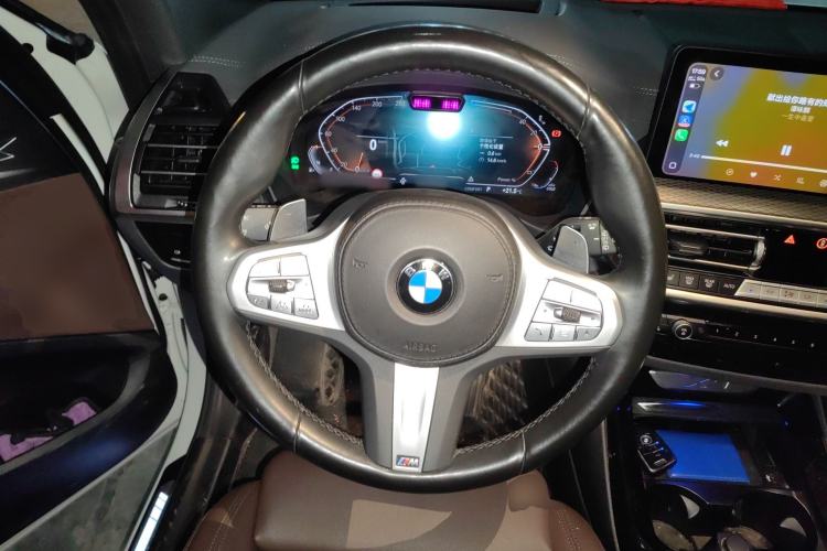 Used BMW X3 2023 Restyled xDrive30i Luxury Version M Night Edition Package Steering Wheel