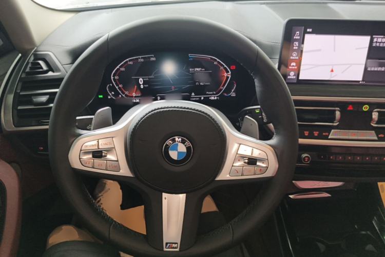 Used BMW X3 2023 Restyled xDrive30i Leading Edition M Night Sky Package Steering Wheel