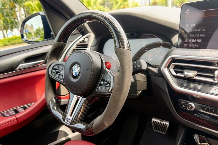 Used BMW X3 2023 Restyled xDrive30i Luxury Version M Night Edition Package Steering Wheel