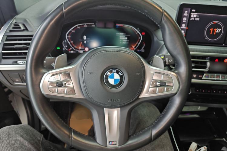 Used BMW X3 2023 xDrive30i Luxury Edition M Night Sky Package Steering Wheel