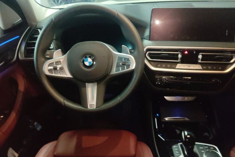 Used BMW X3 2023 Restyled xDrive30i Leading Edition M Night Sky Package Steering Wheel