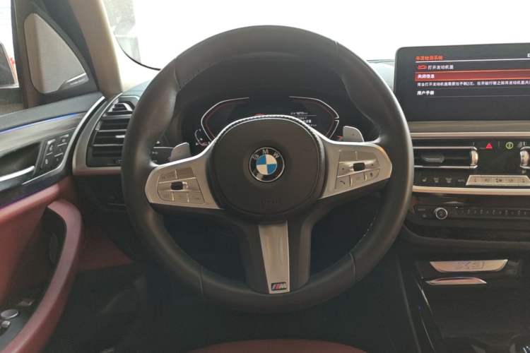 Used BMW X3 2023 xDrive30i Luxury Edition M Night Sky Package Steering Wheel