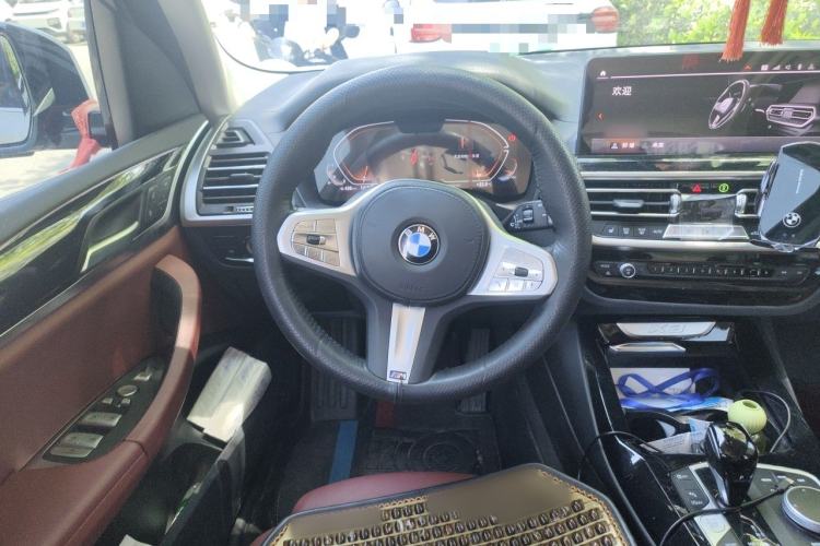 Used BMW X3 2023 xDrive25i M Sport Package Steering Wheel