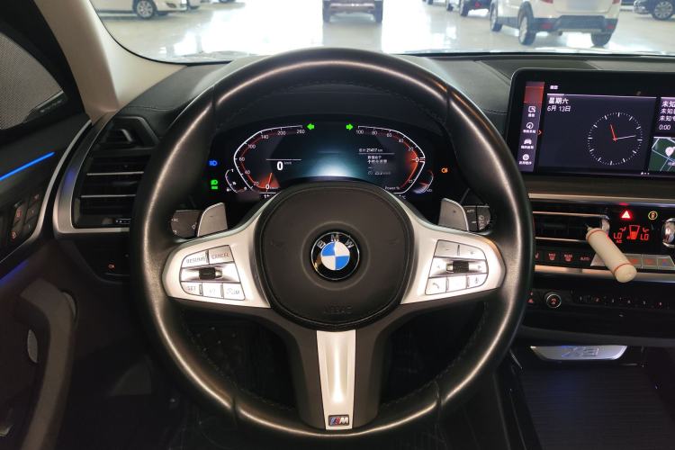 Used BMW X3 2023 Restyled xDrive30i Leading Edition M Night Sky Package Steering Wheel