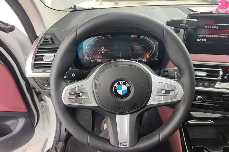 Used BMW X3 2023 xDrive25i M Sport Package Steering Wheel