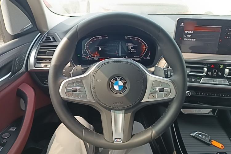 Used BMW X3 2023 Restyled xDrive30i Leading Edition M Night Sky Package Steering Wheel