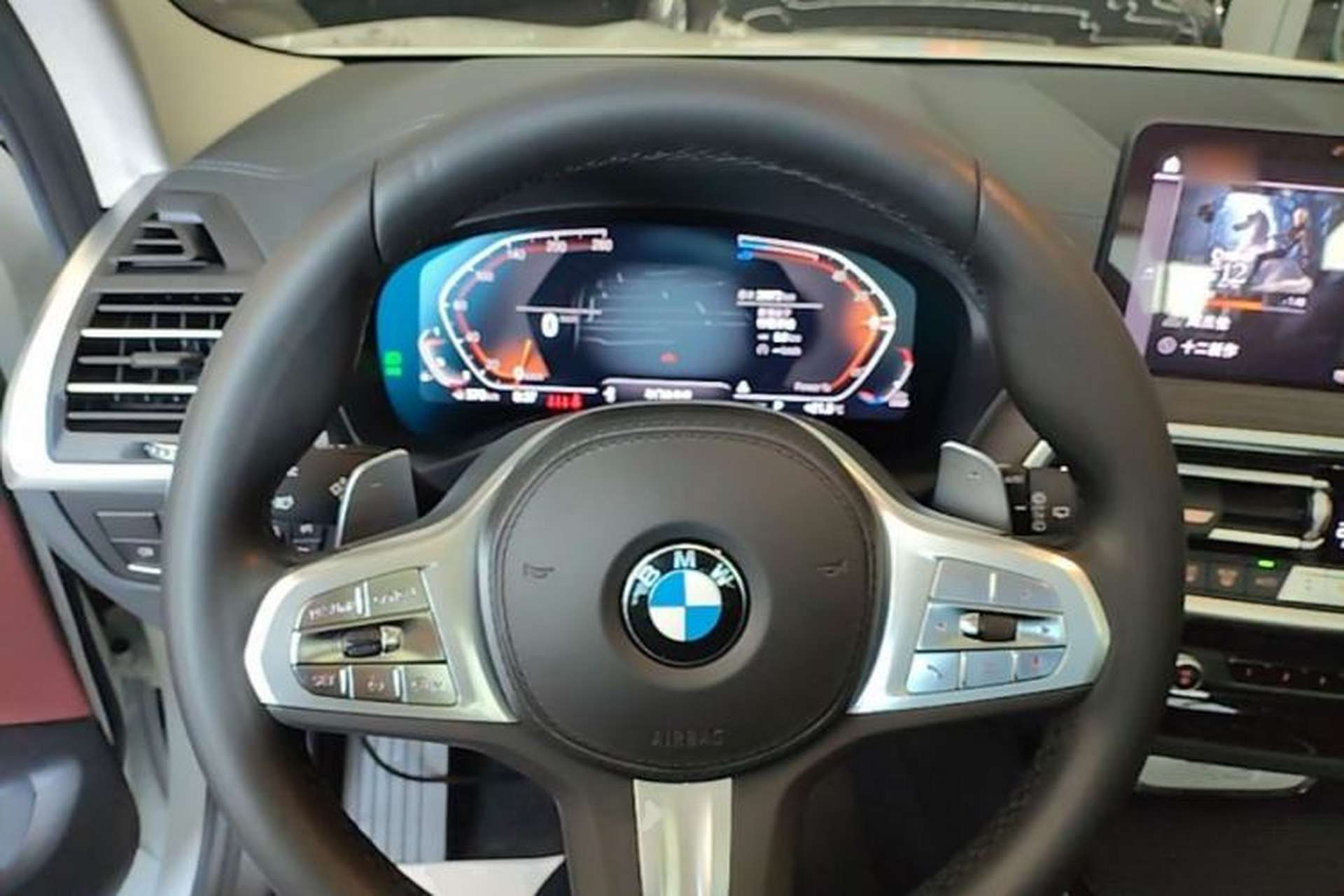 Used BMW X3 2023 Restyled xDrive30i Leading Edition M Night Sky Package Steering Wheel