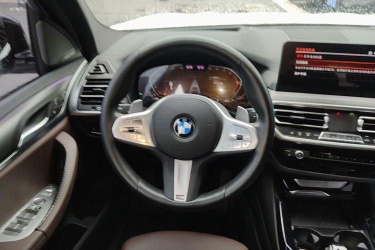 Used BMW X3 2023 xDrive30i Luxury Edition M Night Sky Package Steering Wheel