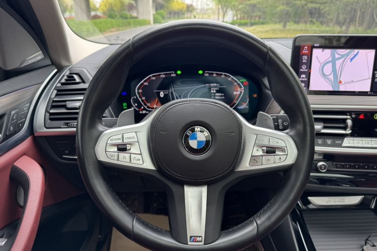 Used BMW X3 2023 xDrive30i Leading Model M Night Edition Package Steering Wheel