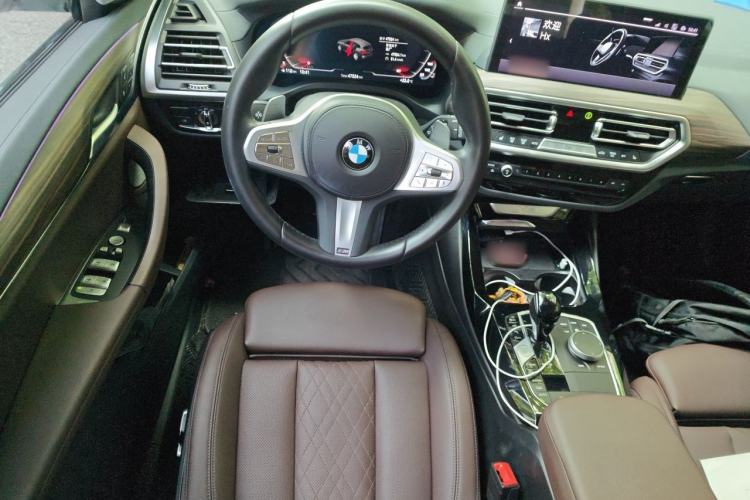 Used BMW X3 2023 Restyled xDrive30i Leading Edition M Night Sky Package Steering Wheel