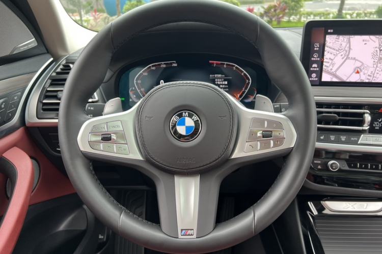 Used BMW X3 2023 xDrive30i Leading Model M Night Edition Package Steering Wheel