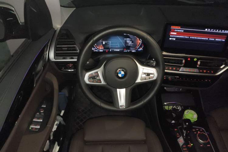 Used BMW X3 2023 xDrive25i M Sport Package Steering Wheel