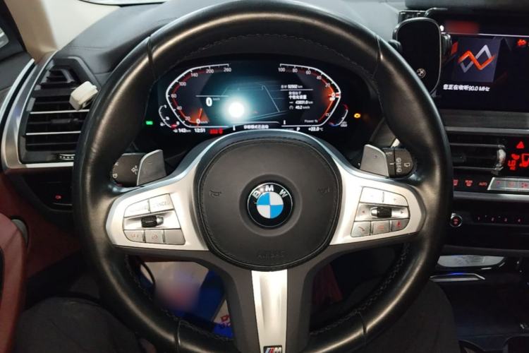 Used BMW X3 2023 Restyled xDrive30i Leading Edition M Night Sky Package Steering Wheel