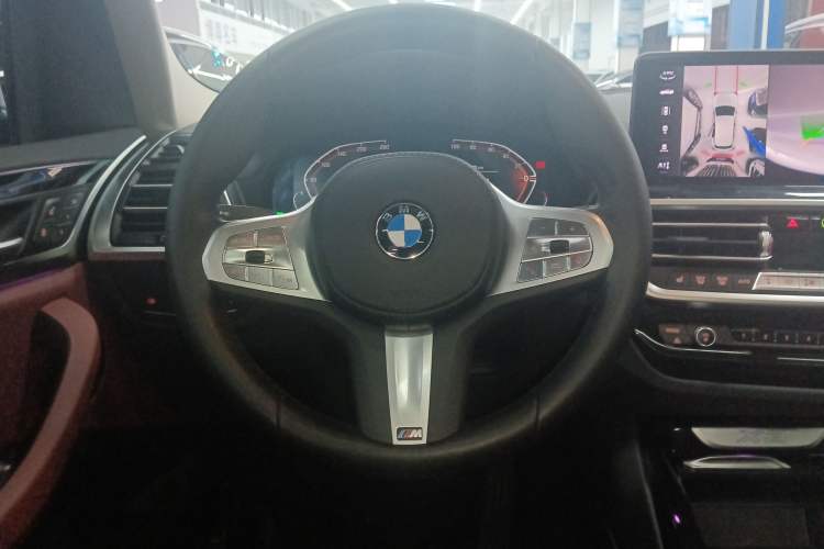 Used BMW X3 2023 xDrive25i M Sport Package Steering Wheel