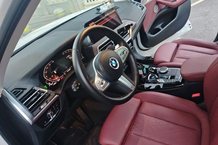 Used BMW X3 2023 xDrive30i Leading Model M Night Edition Package Steering Wheel