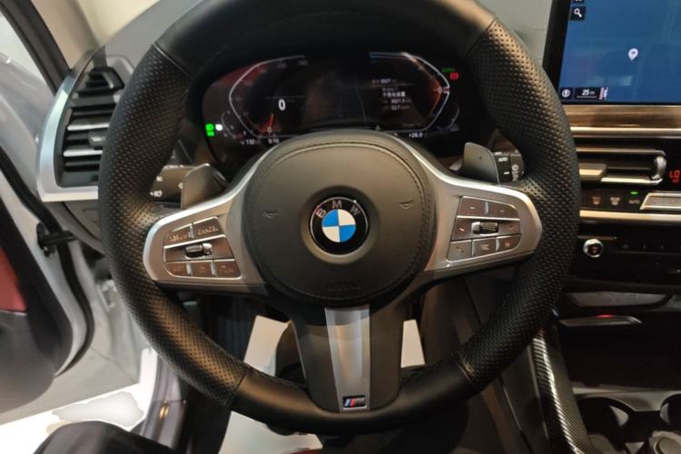Used BMW X3 2023 Restyled xDrive30i Leading Edition M Night Sky Package Steering Wheel