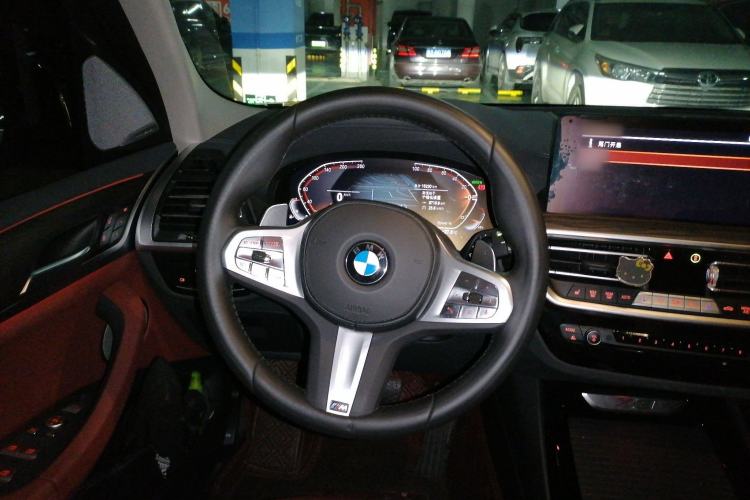 Used BMW X3 2023 xDrive30i Luxury Edition M Night Sky Package Steering Wheel
